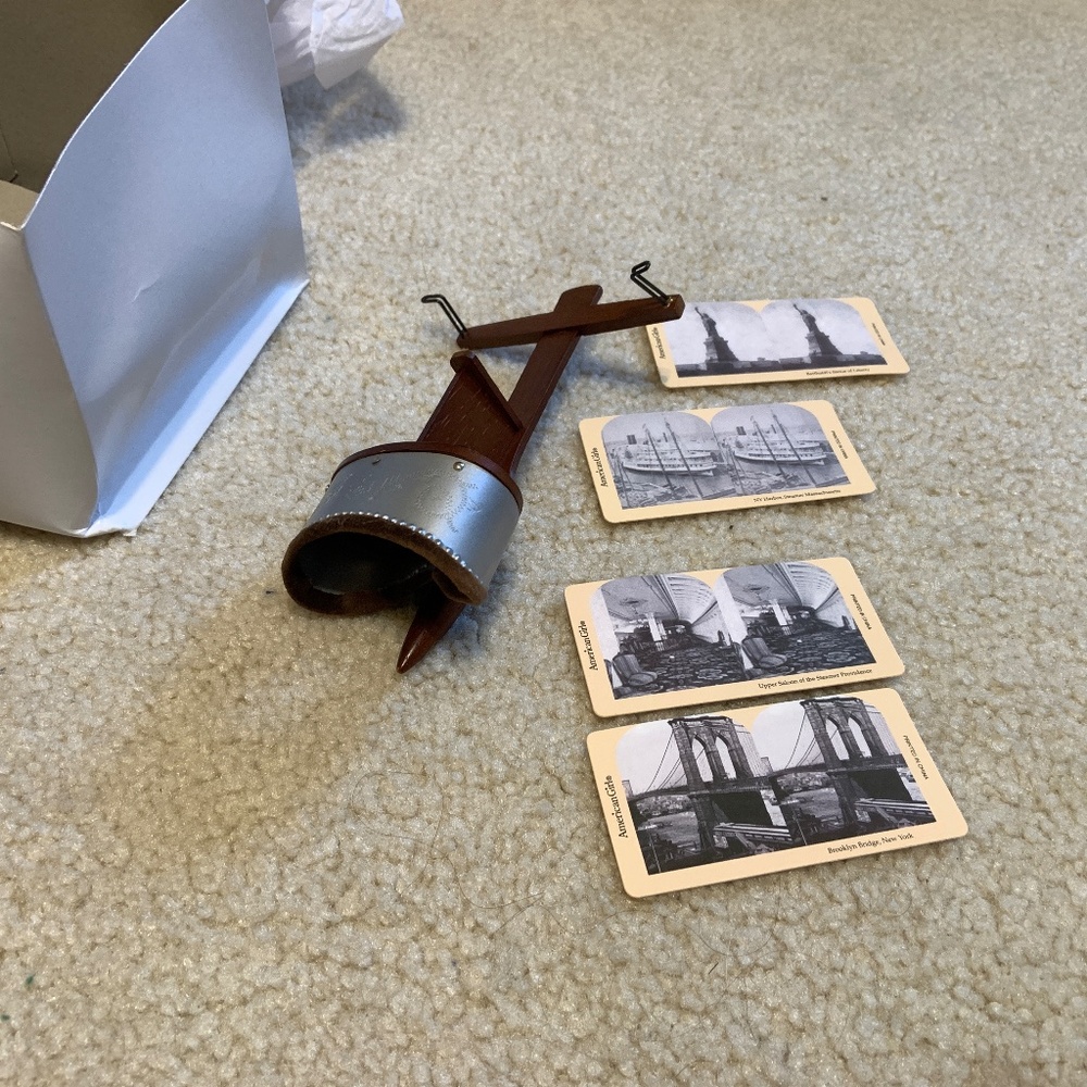 Samatha Parkington American Girl Stereoscope and Four Cards